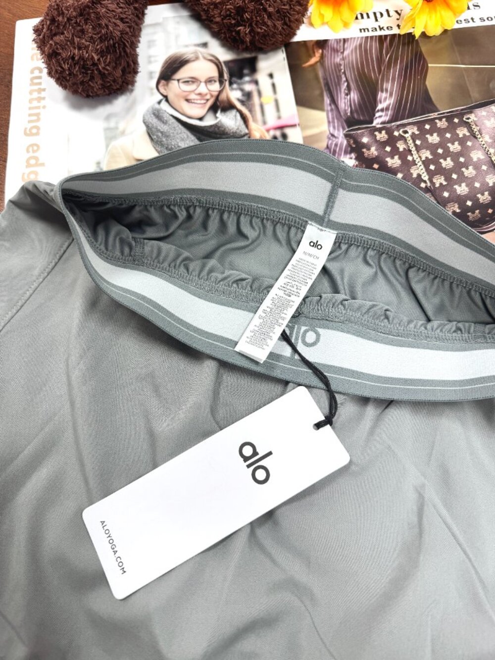 NWT😘🤩Alo Yoga Grey Match Point Tennis Skirt,High-Waisted Slimming Athletic - Picture 6 of 7